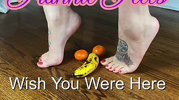 Frannie Feets Crushing Banana And Oranges With Sexy Bare Feet
